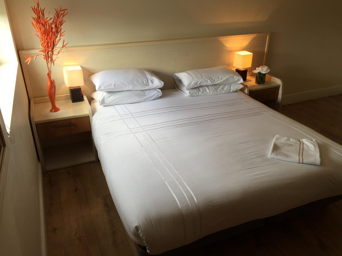 Inn On The Broadway Woking Ngoại thất bức ảnh