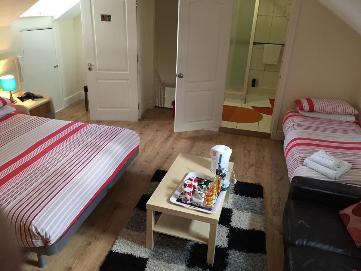 Inn On The Broadway Woking Ngoại thất bức ảnh