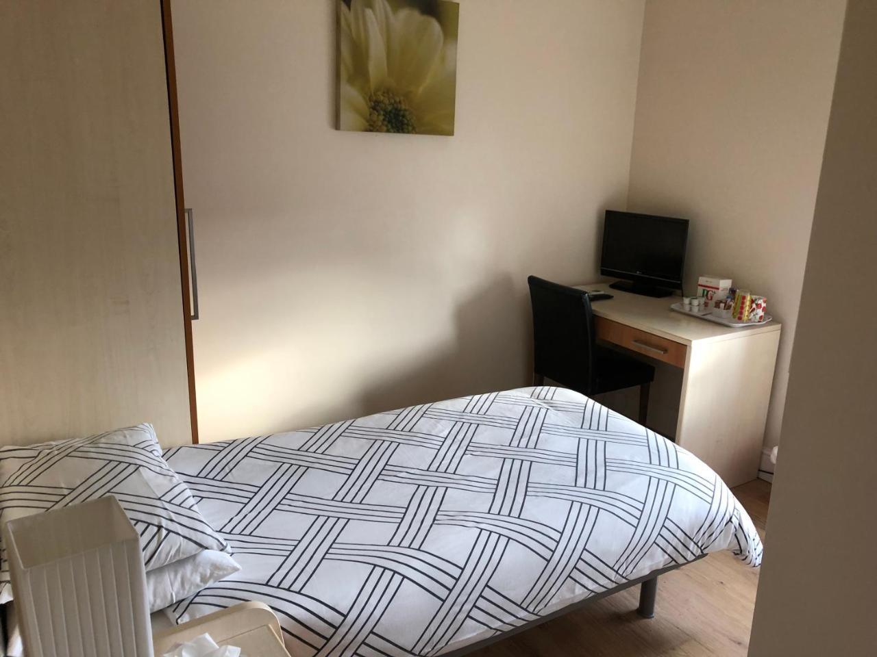 Inn On The Broadway Woking Ngoại thất bức ảnh